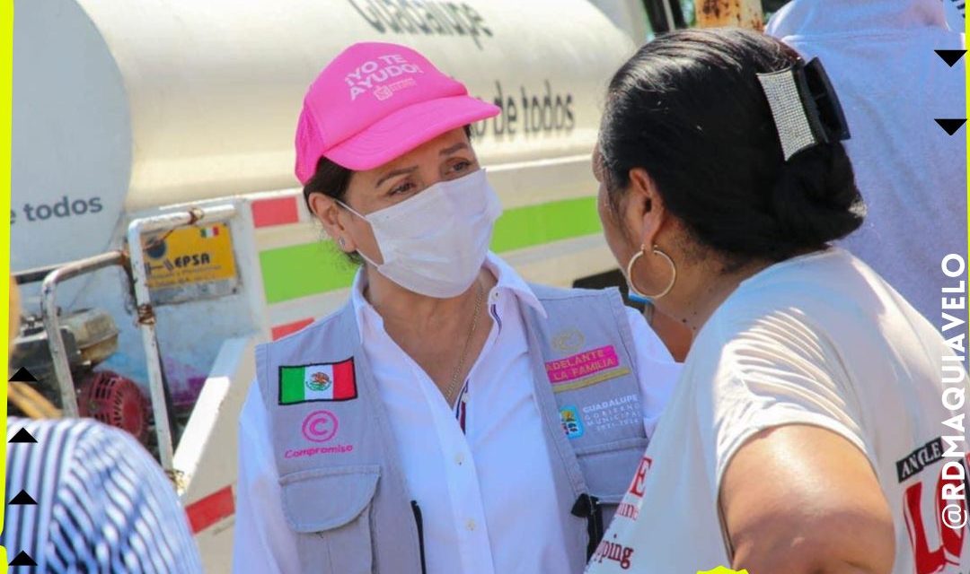 CRISTINA DÍAZ SE SOLIDARIZA CON LOS GUADALUPENSES APOYÁNDOLES CON SUMINISTRO DE AGUA