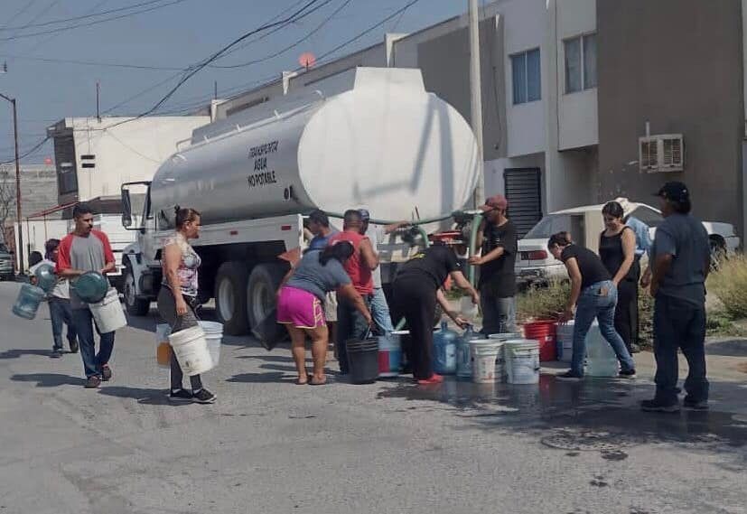 ANTE CRISIS DEL AGUA, CARLOS GUEVARA SE PONE “LAS PILAS” PARA LLEVAR EL VITAL LÍQUIDO A LOS CIUDADANOS