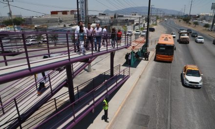 TIENE GARCÍA NUEVO PUENTE PEATONAL PARA EVITAR ACCIDENTES