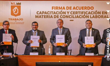 FEDERICO ROJAS FIRMA ACUERDO CON LA UANL PARA LA CAPACITACIÓN Y CERTIFICACIÓN EN MATERIAL LABORAL