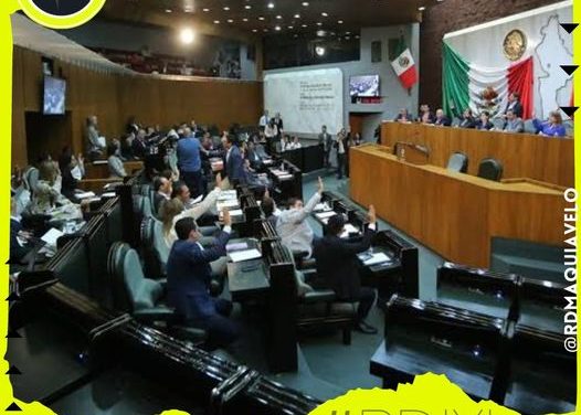 SE PONEN DE ACUERDO PARA APROBAR EN COMISIÓN SEGUNDA VUELTA DE CONSTITUCIÓN