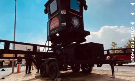 INSTALA JESÚS NAVA LA PRIMERA TORRE DE SEGURIDAD EN EL MUNICIPIO