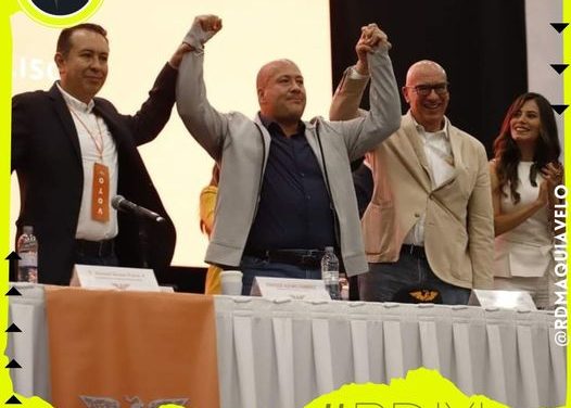 ENRIQUE ALFARO TAMBIÉN ES COREADO COMO PRESIDENTE Y AFIRMA NO HABRÁ PLEITOS INTERNOS