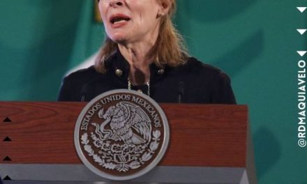 TATIANA CLOUTHIER RENUNCIA A LA SECRETARÍA DE ECONOMÍA