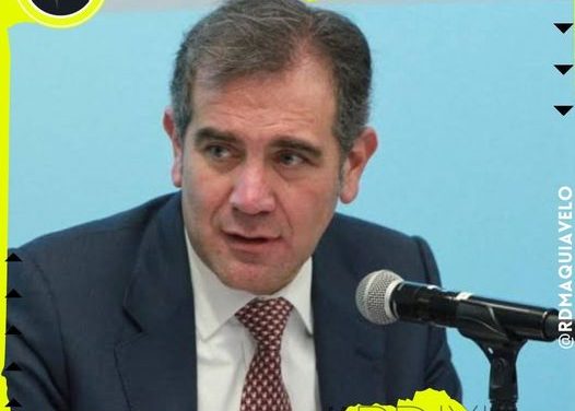 SEÑALA LORENZO CÓRDOVA QUE LA DEMOCRACIA NO PASA POR SU MEJOR MOMENTO