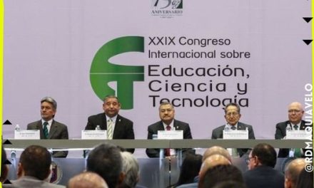 RECTOR DE UANL SANTOS GUZMÁN, PRESENTE EN FIME PARA FESTEJAR SU 75 ANIVERSARIO