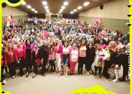 ALCALDE JESÚS NAVA REALIZA EVENTO “LUCHEMOS JUNTAS” PREVINIENDO EL  CÁNCER DE MAMÁ