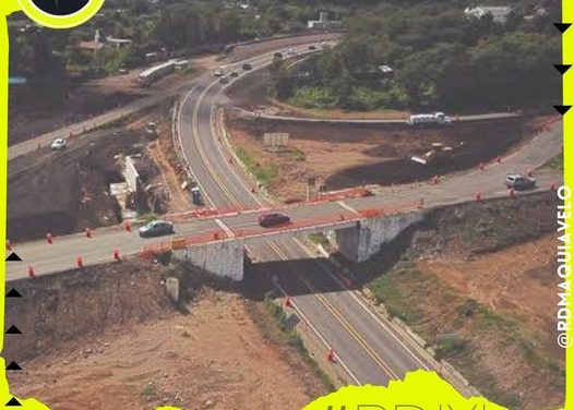 AMLO DA BANDERAZO PESE A QUE NO ESTE 100 POR CIENTO TERMINADA OBRA