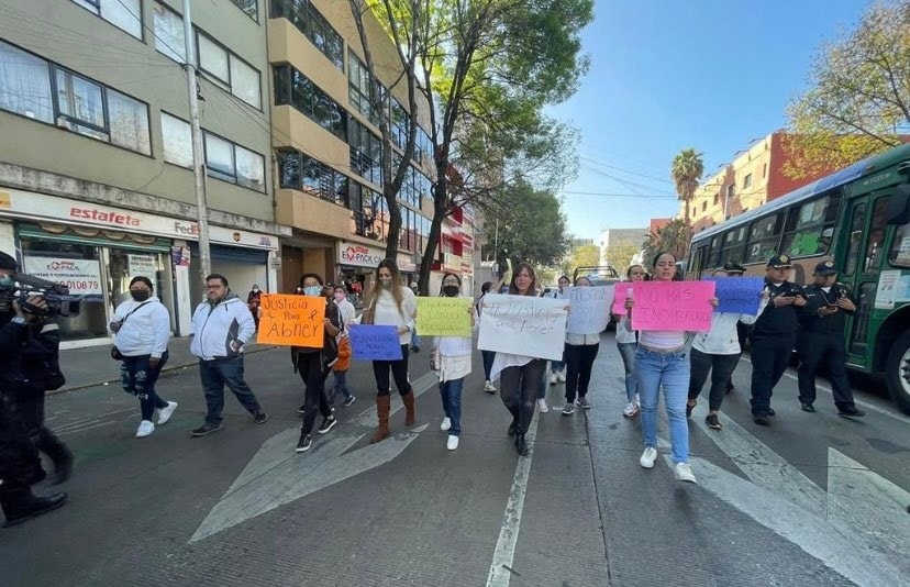 NINGÚN POLÍTICO DE PARTIDO ALGUNO ESTÁ EN ESTA MARCHA