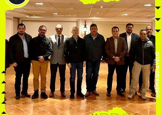 SECRETARIO GERARDO PÁMANES SE REUNE CON TITULARES DE SEGURIDAD MUNICIPALES PARA FORTALECER EL TRABAJO EN EQUIPO