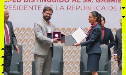 RECIBE PRESIDENTE  DE CHILE GABRIEL BORIC LLAVES DE LA CDMX