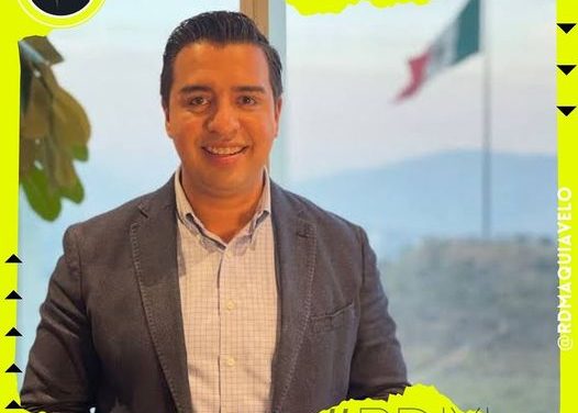 EXHORTA JESÚS NAVA A LA CIUDADANÍA A DISFRUTAR DE LOS DESFILES NAVIDEÑOS