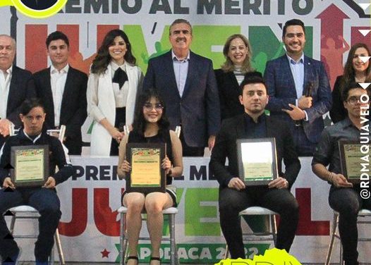 CÉSAR GARZA RECONOCE A JÓVENES DE APODACA CON ENTREGA DE MEDALLA AL MÉRITO JUVENIL 2022 Y ADEMÁS ANUNCIA PREMIO A GANADORES Y FINALISTAS