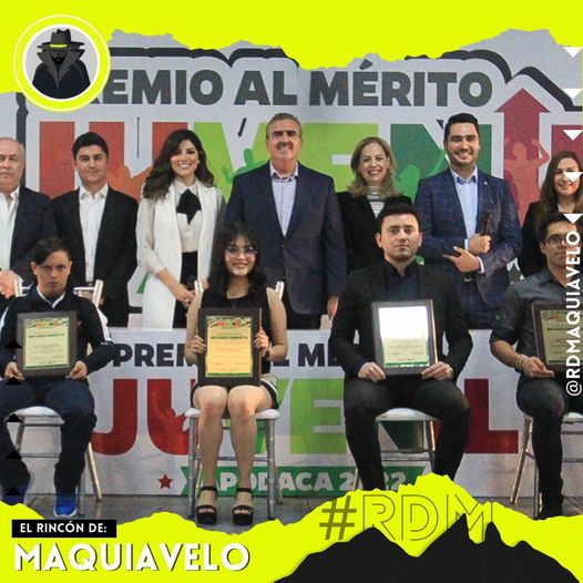 CÉSAR GARZA RECONOCE A JÓVENES DE APODACA CON ENTREGA DE MEDALLA AL MÉRITO JUVENIL 2022 Y ADEMÁS ANUNCIA PREMIO A GANADORES Y FINALISTAS