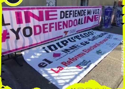 MIENTRAS DISCUTEN POR REFORMA ELECTORAL, CHOCAN PROTESTAS A FAVOR Y EN CONTRA