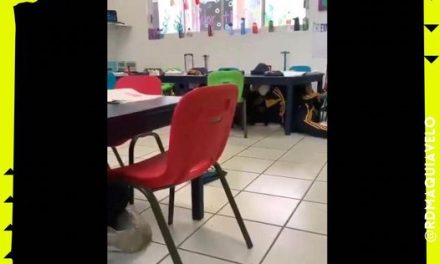 DISTRAE PROFESORA A ALUMNOS CON CANCIÓN DE TAYLOR SWIFT DURANTE BALACERA UN GUAYMAS