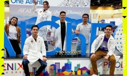 ESTUDIANTES DE LA UANL RECIBEN PREMIO EN CONCURSO DE ARIZNA POR CREAR UN AUTO