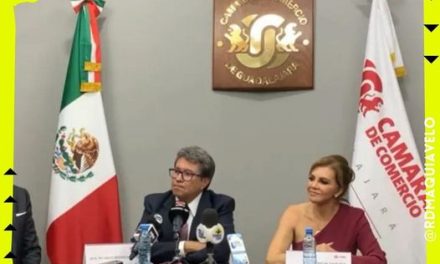 SEÑALA MONREAL QUE EN MORENA NO HAY PISO PAREJO