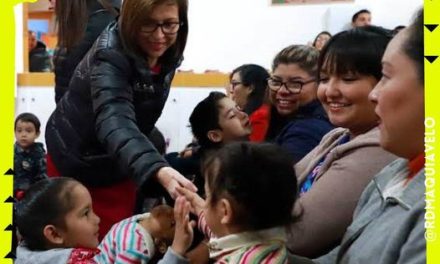 CRISTINA DÍAZ Y TOMÁS MONTOYA CELEBRAN POSADAS EN ESTANCIAS DIF DE GUADALUPE