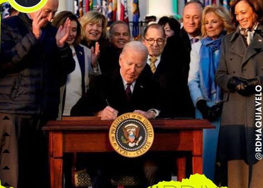 JOE BIDEN FIRMA LEY QUE PROTEGE MATRIMONIO IGUALITARIO