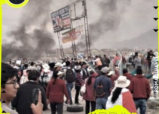 ¡PERÚ EN LLAMAS!, TOMAN MANIFESTANTES AEROPUERTO DE AREQUIPA