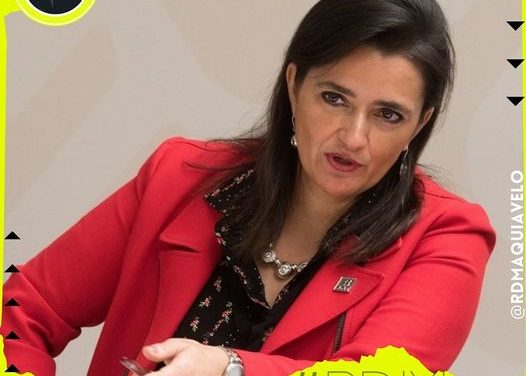 LA GUERRA POLÍTICA SIGUE Y AHORA HASTA LA MINISTRA RÍOS FAJARD ES ACUSADA DE CONFLICTO DE INTERÉS