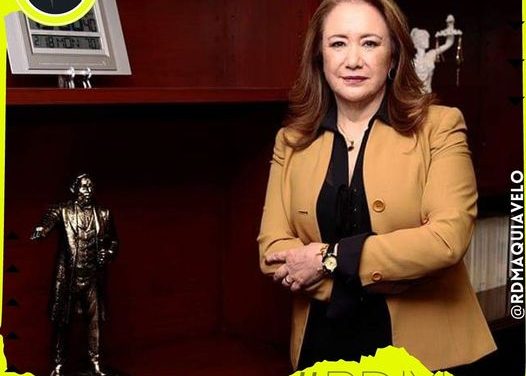 SE DEFIENDE LA MINISTRA YASMÍN ESQUIVEL MOSSA Y ES ELLA QUIEN DENUNCIA EL PLAGIO DE SU TESIS