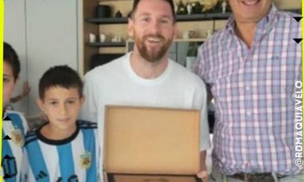 MESSI ES NOMBRADO CIUDADANO ILUSTRE EN CIUDAD CERCANA A SU LUGAR DE NACIMIENTO