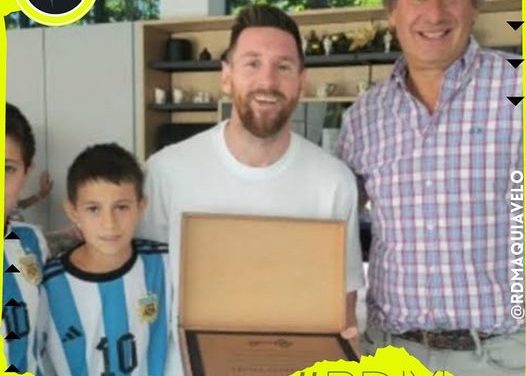 MESSI ES NOMBRADO CIUDADANO ILUSTRE EN CIUDAD CERCANA A SU LUGAR DE NACIMIENTO