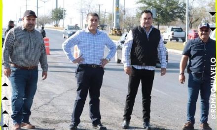 PACO TREVIÑO REHABILITA  PAVIMENTO EN LAS COLONIAS DE JUÁREZ