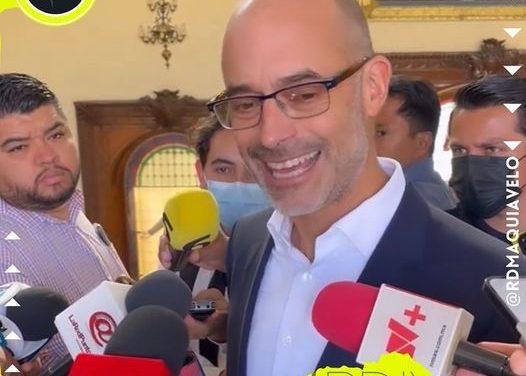 MIGUEL TREVIÑO SALE BALBUCEANDO Y QUEJANDOSE DESPUÉS DE LA MESA DE COORDINACIÓN METROPOLITANA