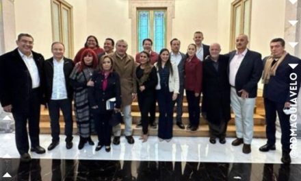 PIDE MORENA “PISO PAREJO” A LOS ASPIRANTES A LA PRESIDENCIA ENTRE LOS ESTADOS MORENISTAS