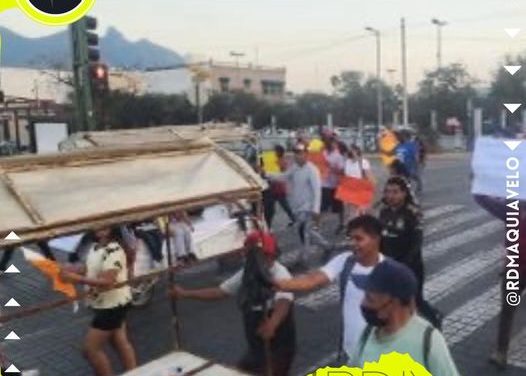 PROTESTAN COMERCIANTES AMBULANTES ANTE EL DECOMISO DE SUS MERCANCÍAS
