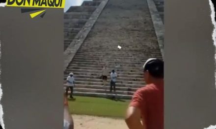 PERSONA HACE “LA MALDAD” DE ESCALAR PIRÁMIDE EN YUCATÁN Y QUEDA ARRESTADA POR SEGURIDAD DE LA ZONA