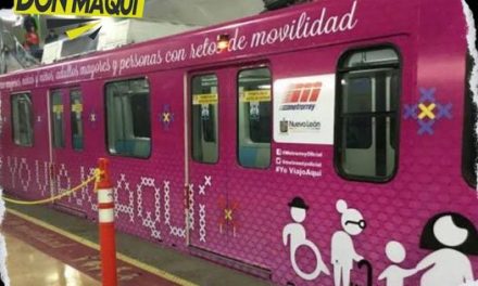 MUJERES SE QUEJAN POR QUE LOS HOMBRES INVADEN EL VAGÓN ROSA