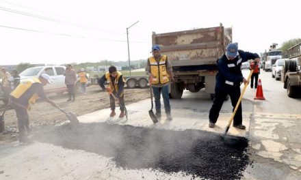 SIN DESCANSO SIGUEN TRABAJANDO EN ALLENDE POR MANTENER EN BUENAS CONDICIONES SUS CALLES