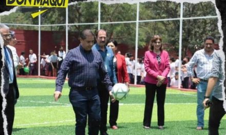 EL MUNICIPIO DE JUÁREZ DONA A LA SECUNDARIA NÚMERO 5 UNA CANCHA DE FÚTBOL 7