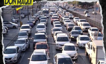 DE NUEVO VECINOS BLOQUEAN AVENIDA GARZA SADA POR FALTA DE ENERGÍA ELÉCTRICA