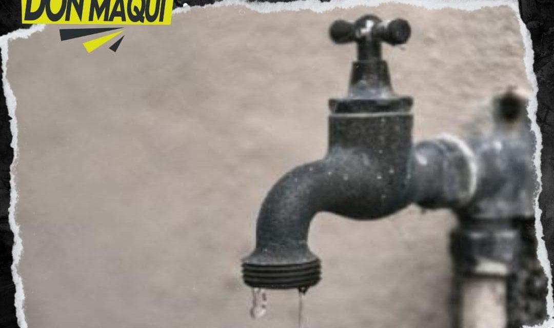 AGUA Y DRENAJE TERMINA REPARACIÓN DE FUGA Y FAMILIAS TENDRÁN DE NUEVO EL SERVICIO