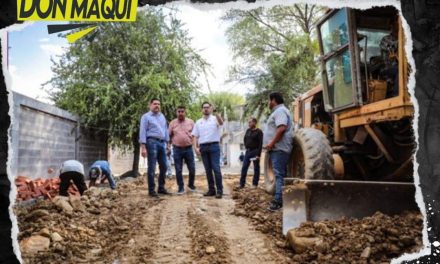 DAVID DE LA PEÑA  CONTINÚA MEJORANDO INFRAESTRUCTURA VIAL EN SANTIAGO