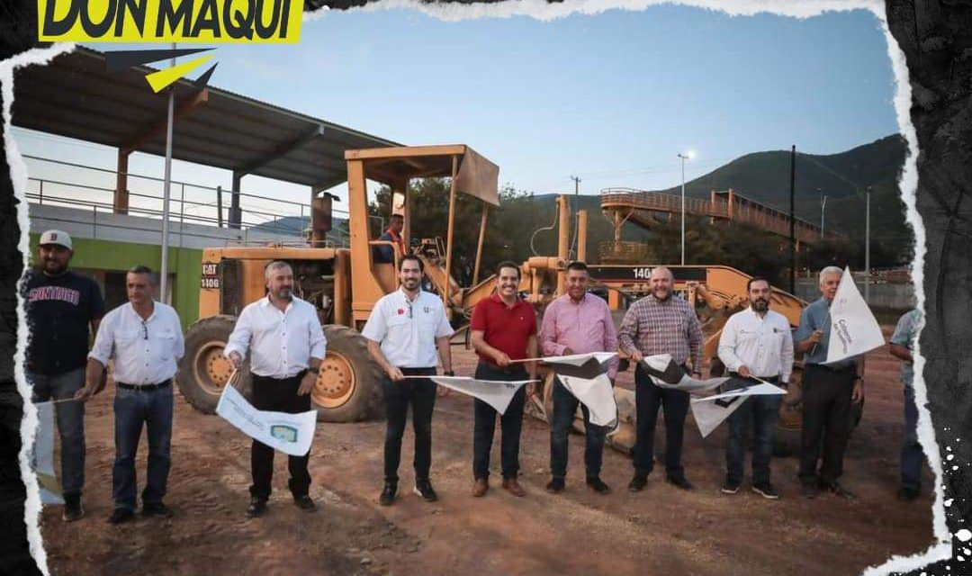 DAVID DE LA PEÑA INICIA REMODELACIÓN DEL CAMPO DE BÉISBOL EN SANTIAGO