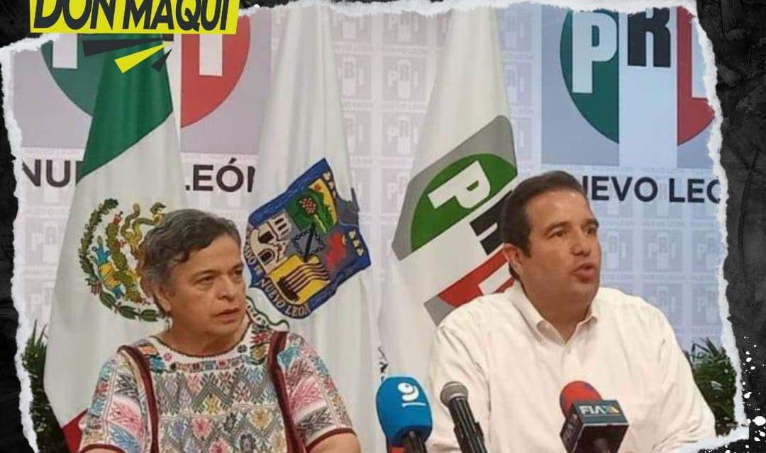 BEATRIZ PAREDES NIEGA CARGADA HACIA EL FRENTE OPOSITOR