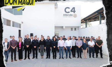 PATY SALAZAR ENTREGA UNIFORMES NUEVOS A LOS ELEMENTOS DE SEGURIDAD PÚBLICA