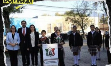 MUNICIPIO DE SANTIAGO FUSIONA DESFILE REVOLUCIONARIO CON HISTORIA Y TRADICIONES