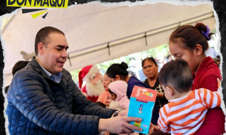 HERIBERTO TREVIÑO LLEVA NAVIDAD A NIÑAS Y NIÑOS DE JUÁREZ