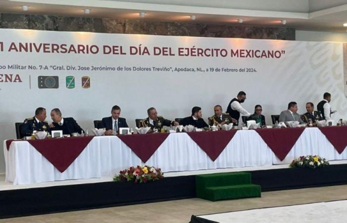 ESTADO CONMEMORARA ANIVERSARIO DEL EJÉRCITO MEXICANO