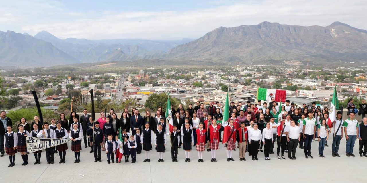 EL MUNICIPIO DE ALLENDE REALIZA CEREMONIA CÍVICA PARA CONMEMORAR DÍA DE LA BANDERA