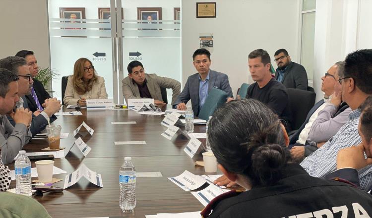 SUSANA MÉNDEZ PRESIDENTA DE LA CEDH REALIZA MESA DE TRABAJO CON REPRESENTANTES DE FUERZA CIVIL Y PERIODISTAS