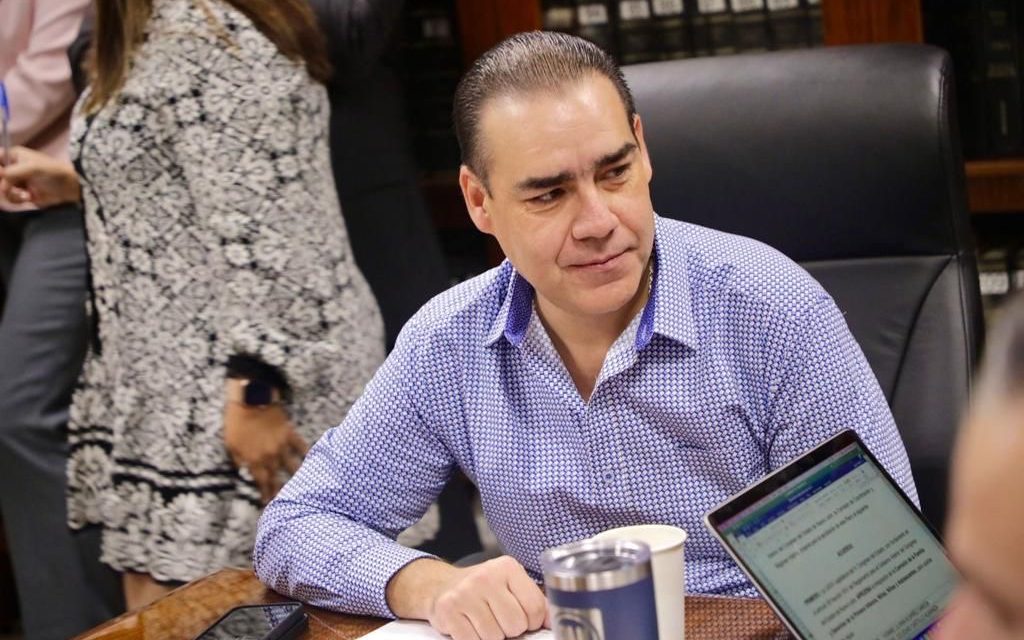 EL DIPUTADO LOCAL HERIBERTO TREVIÑO PRESENTA INICIATIVA PARA SANCIONAR DELITO POR SUPLANTACIÓN DE IDENTIDAD