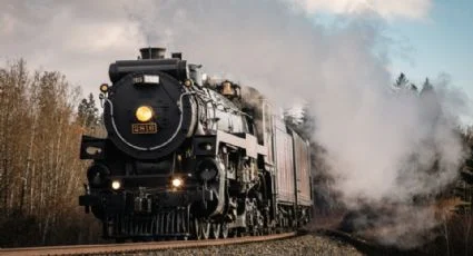 LOCOMOTORA EMPRESS 2816 VISITA NUEVO LEÓN EN EVENTO CONMEMORATIVO